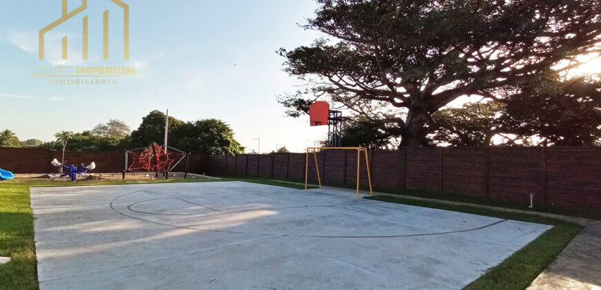 Casa Con Alberca Y Recamara En Planta Baja Veracruz