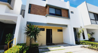 CASA EN FRACCIONAMIENTO RESIDENCIAL