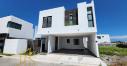 VENTA DE HERMOSA CASA EN EL FRACC LOMAS RESIDENCIAL RIVRA VERACRUZANA