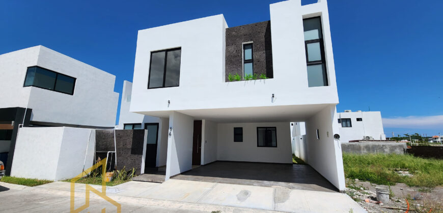 VENTA DE HERMOSA CASA EN EL FRACC LOMAS RESIDENCIAL RIVRA VERACRUZANA