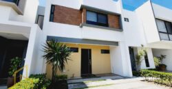 CASA EN VENTA RECIDENCIAL CUMBRES