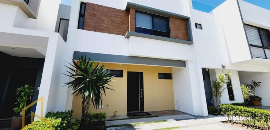 CASA EN VENTA RECIDENCIAL CUMBRES