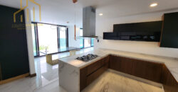 CASA EN  VENTA CON ESPETACULAR VISTA AL MAR ,EN RESIDENCIAL EL ANCLA