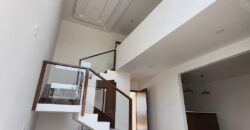 Casa con Jardin en Venta, Lomas del Dorado