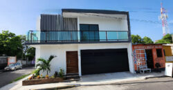 Casa con amplios espacios y recamara en planta baja, Casa En Esquina Boca Del Rio, Veracruz.