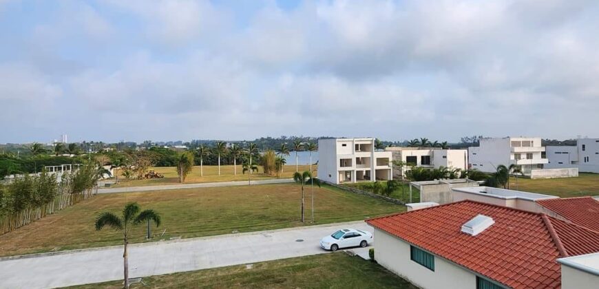 ESPECTACULAR RESIDENCIA CON ROOFGARDEN. FRACC. RÍO DEL DORADO