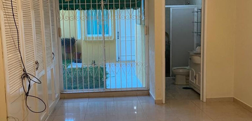 Casa en Venta con Recamara en planta baja Costa de Oro